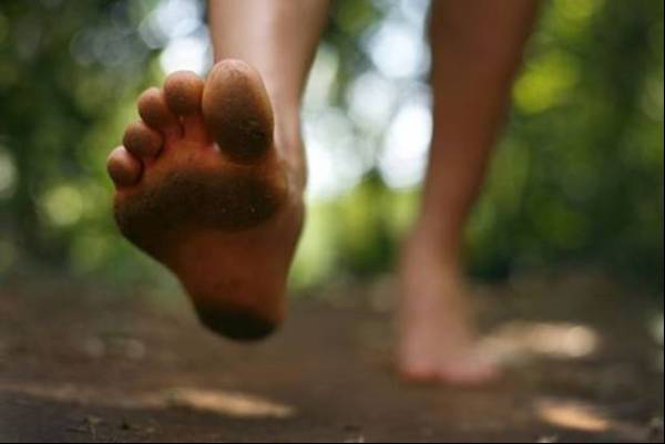 earthing as a morning ritual