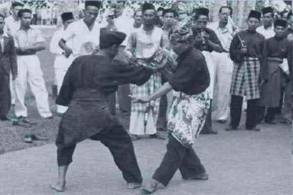 The Dance of Silat A Martial Art Hiding in Plain Sight