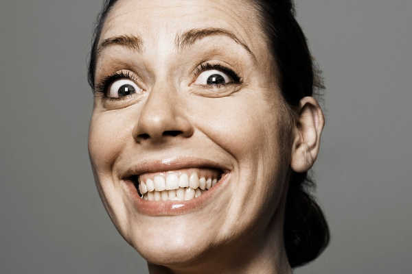 Faking Happiness — When Words and Signals Mismatch